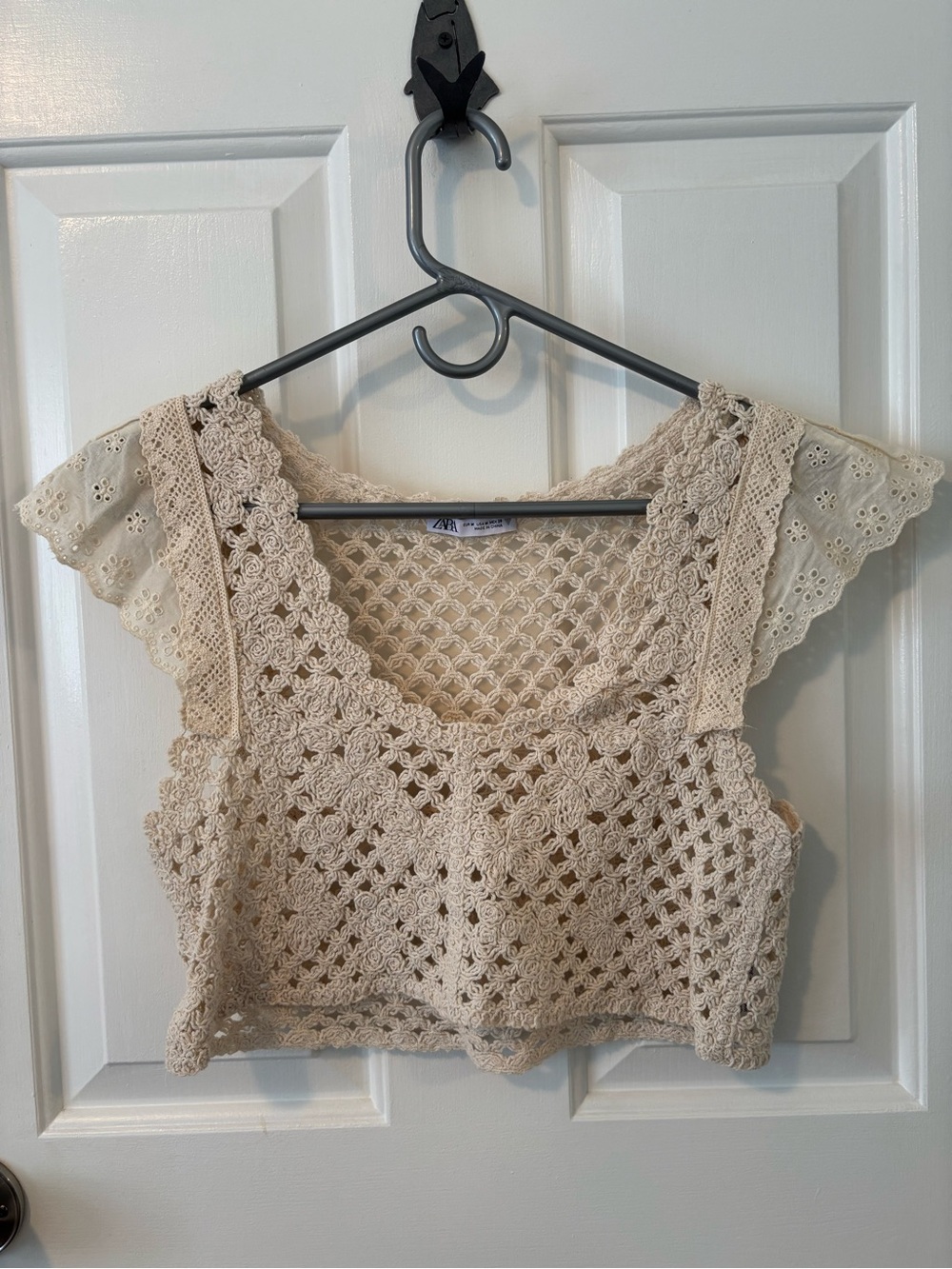 Zara Cream Crochet Crop Top